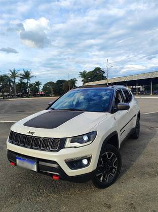 JEEP COMPASS 2.0 16V DIESEL TRAILHAWK 4X4 AUTOMÁTICO JEEP COMPASS 2.0 16V DIESEL TRAILHAWK 4X4 AUTOMÁTICO